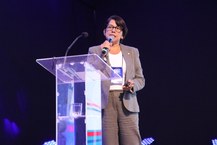 Jornalista Simoneide Araújo apresenta projeto da Ascom Ufal