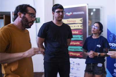 Câmeras conseguem identificar as expressões faciais das pessoas. Em caso de tumulto, é possível identificar essas alterações de comportamento