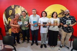 Livros lançados na Bienal visam ressignificar acontecimentos de Alagoas