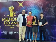 Atletas da Ufal premiados no evento Melhores do Ano no Esporte Alagoano 2024
