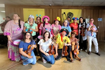 Equipes de música, dança e contação de história marcaram presença na programação da Jornada Cultural Equipes de música, dança e contação de história marcaram presença na programação da Jornada Cultural