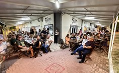 Uma das edições do projeto Papel no Varal