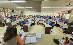 Reunião do Consuni em que foi aprovado, por unanimidade, o título de Doutor Honoris Causa à Tânia Maya Pedrosa