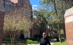 Rosy Lopes passou por um período de doutorado sanduíche na University of Florida, Estados Unidos da América