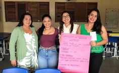 Formação do Sinpete leva letramentos para escolas com foco na adolescência