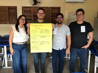 Formação do Sinpete leva letramentos para escolas com foco na adolescência