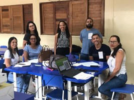 Formação do Sinpete leva letramentos para escolas com foco na adolescência