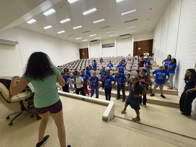 Programação do evento incluiu aula de dança e um momento de confraternização entre os participantes
