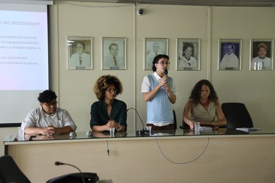 Gestores e equipes de pró-reitorias se reuniram para preparar os setores institucionais para receber e acolher pessoas trans
