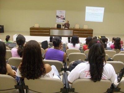 palestra do prof. Amilton Gláucio