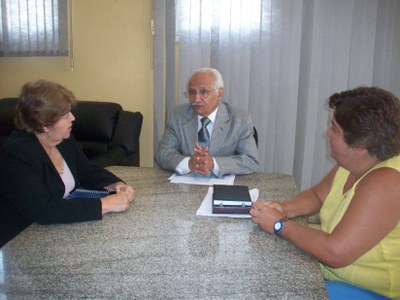 Reunião no Detran para discutir projeto da Ufal