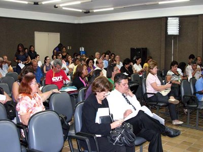 Representantes de várias entidades participaram da reunião (Foto: Porllanne Santos)