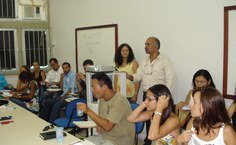 Professores Sandra Nunes e Haroldo Ferreira na aula inaugural