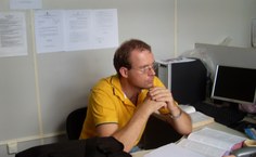 Professor Giuliano Lesnau, coordenador de Medicina Veterinária