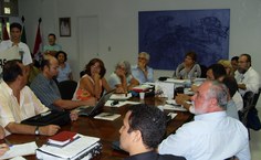 Reitora e pró-reitores ouvem relatos dos alunos