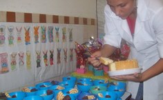 Cada criança trouxe um prato que foi compartilhado pelos colegas