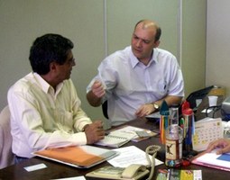 Vice-presidente do Centro Internacional de Semiótica reúne-se com equipe da Ufal