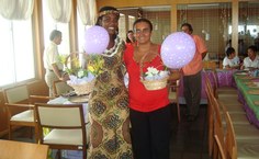 Sônia André e a líder comunitária, Vânia Paiva, que também foi homenageada