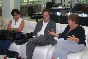 Secretário de Educação a Distância participa de reuniões