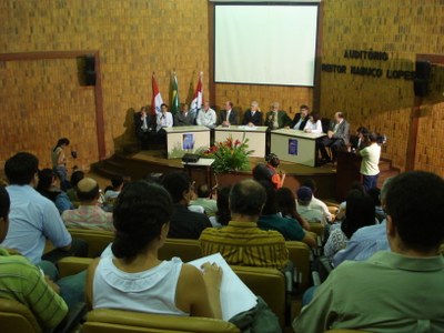 Mesa-redonda debate violência e segurança pública em AL