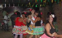 Muito forró no lançamento da exposição