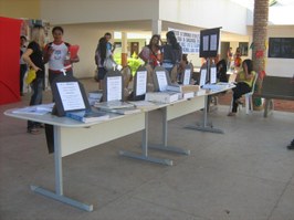 Campus Arapiraca realiza campanha em defesa da Biblioteca