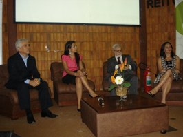 Gustavo Loyola, ex-presidente do Banco Central, profere palestra na Ufal