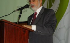 Palestra do economista Gustavo Loyola na Ufal