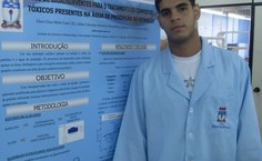 Elton Costa, aluno premiado no evento nacional