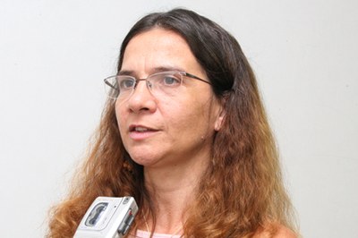 Professora Simone Meneguetti