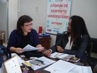 Reunião entre a professora Ruth Vasconcellos e Regina Lopes