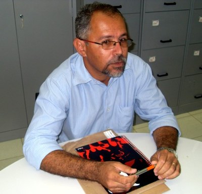 Professor Cícero Gomes