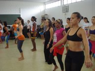 Curso de dança contemporânea também faz parte da programação