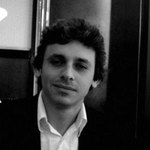 Pesquisador alagoano lança livro sobre comunicação no mundo