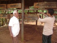 Alysson Duarte coletando amostras em Palmeira dos Índios