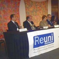 Seminário do Reuni discute as relações da universidade com a sociedade