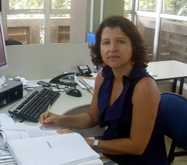 Valdenize Peixoto, coordenadora do curso