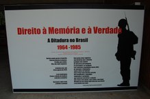 Mostra fotográfica em exposição no hall da Reitoria