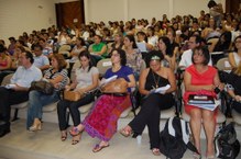 Assistentes Sociais e outros profissionais participam do evento