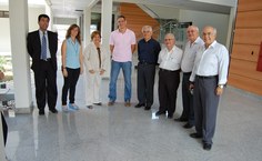 Reitora visitando o novo prédio do LCCV