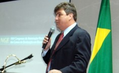 Professor Júlio Gomes da Silva Neto, coordenador do evento