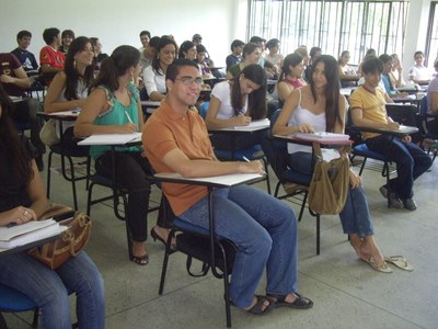 Faculdade forma mais de 140 dos 150 alunos que entram por ano