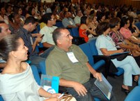 Auditório lotado de servidores