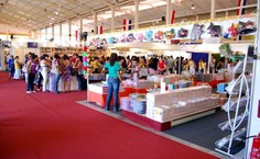 Diversas atividades na Bienal
