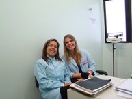 Patrícia Nascimento e Alessandra Lamenha, da Ufal:diagnóstico precoce da doença é essencial para garantir a cura
