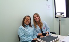 Patrícia Nascimento e Alessandra Lamenha, da Ufal:diagnóstico precoce da doença é essencial para garantir a cura