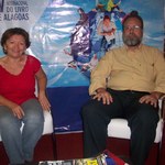 Servidores lançam livros na Bienal