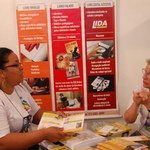 Bienal incentiva inclusão social de cegos