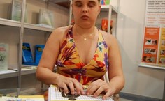 Fabrícia Barbosa de Almeida enfrentou todas as dificuldades e se formou em Jornalismo