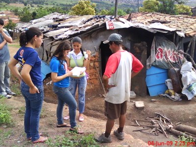 Estudantes da Ufal em pesquisa de campo